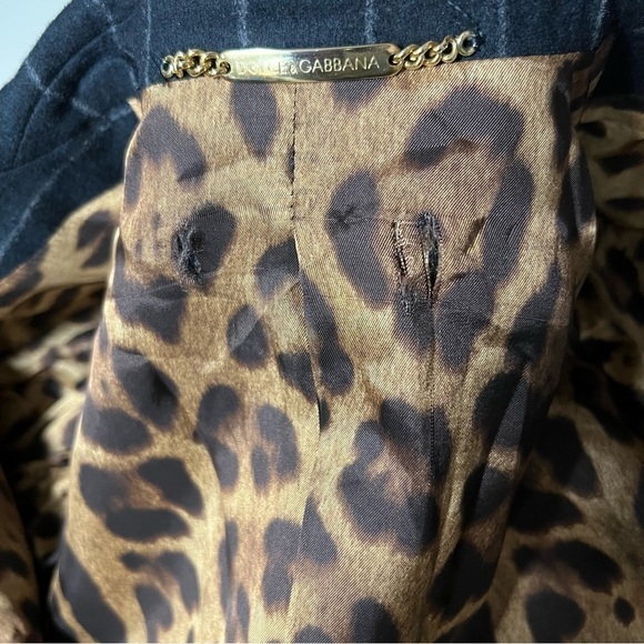DOLCE & Gabbana Virgin Wool Pinstripe Blazer in Navy Blue w/Leopard Print Lining - Picture 15 of 15